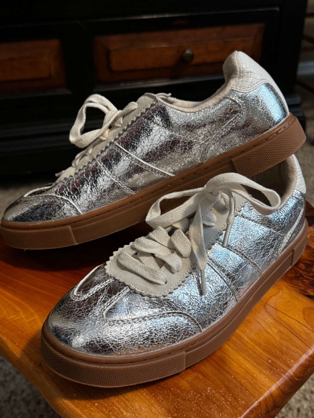 Silver Cushionaire Sneakers